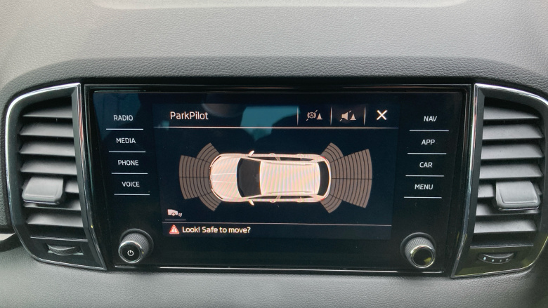 Skoda Karoq 1.5 TSI SE L 5dr Petrol Estate